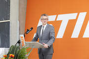 Executive board chairman Dr. Bertram Kandziora. Both the new production logistics building and the extension to the engineering center in Waiblingen-Neustadt are to be inaugurated in 2016.