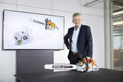 STIHL Chairman of the Executive Board Dr. Bertram Kandziora presents the STIHL MS 500i, the worldwide first gasoline-powered chainsaw with electronically controlled fuel injection.