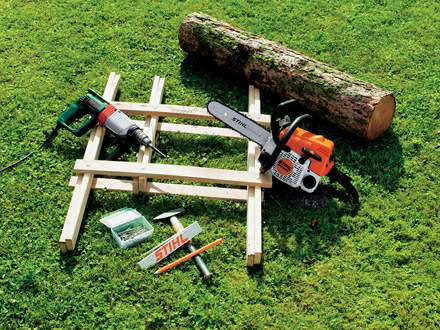 : Here's what you need:Round timber, approx. 20 cm in diameterHammer and nails (60-80 mm)Drill (25-30 mm drill)SawhorseChain saw with low kickback chain, e.g. STIHL MS 171 with Picco Micro Mini