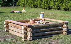 How to build a DIY wooden sandpit