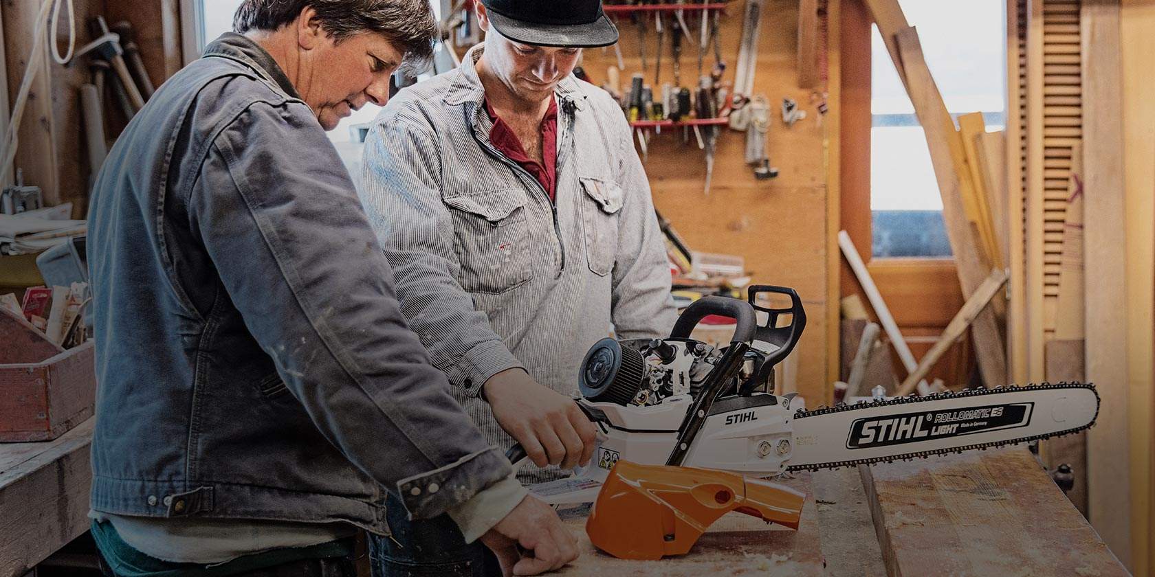 Gordon and Sterling Chew discover the low-maintenance design of the STIHL MS 462 in their workshop in Tenakee Springs.